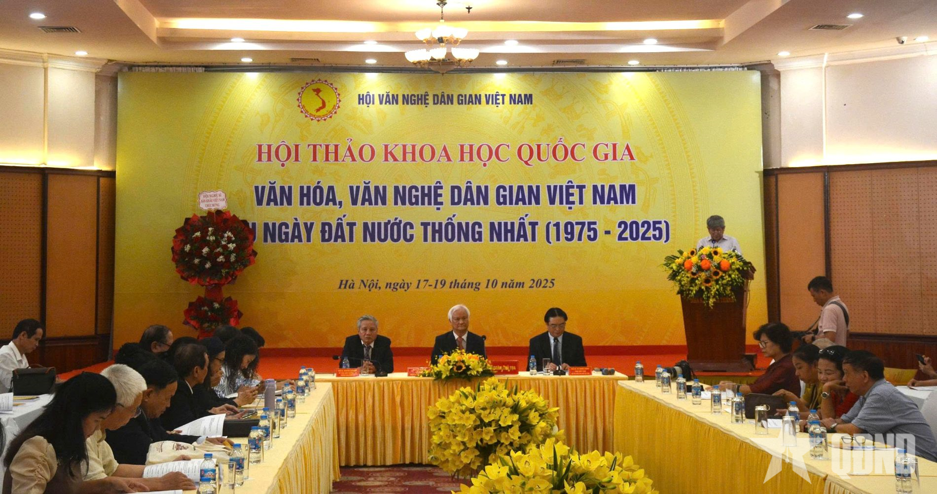Bức tranh đa sắc của văn nghệ dân gian Việt Nam 50 năm sau ngày đất nước thống nhất