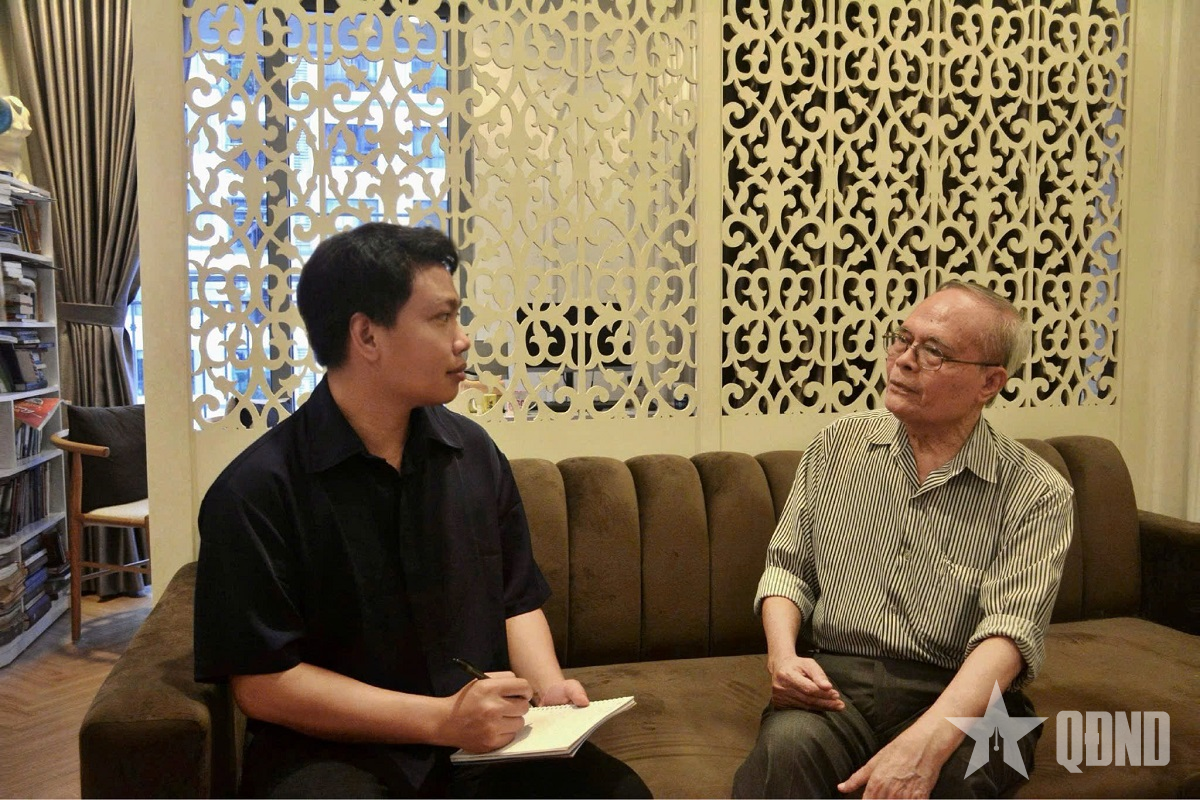 Viết là cách để sống cùng Tổ quốc