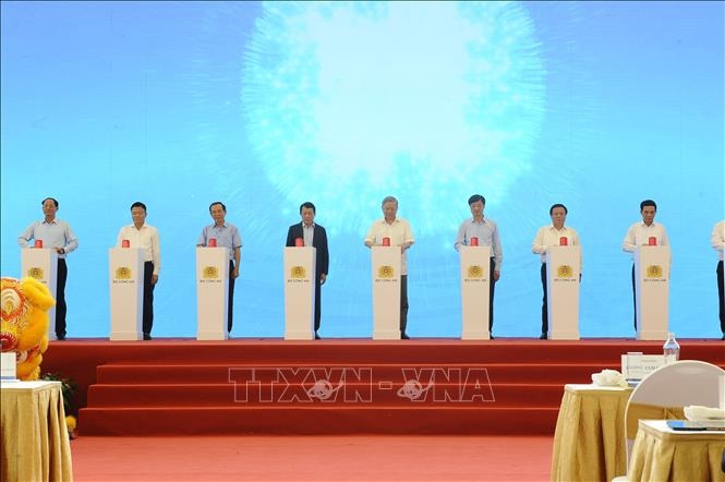 Bộ Công an khởi công xây sân vận động lớn nhất Việt Nam 60.000 chỗ ngồi tại Hưng Yên