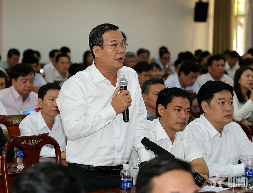 Thủ tướng Phạm Minh Chính tiếp xúc cử tri tại TP Cần Thơ