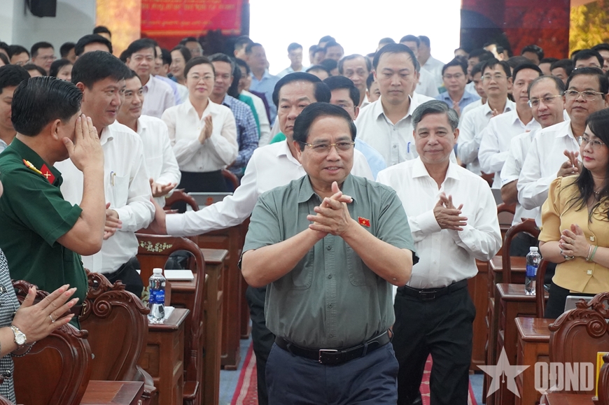 Thủ tướng Phạm Minh Chính tiếp xúc cử tri tại TP Cần Thơ
