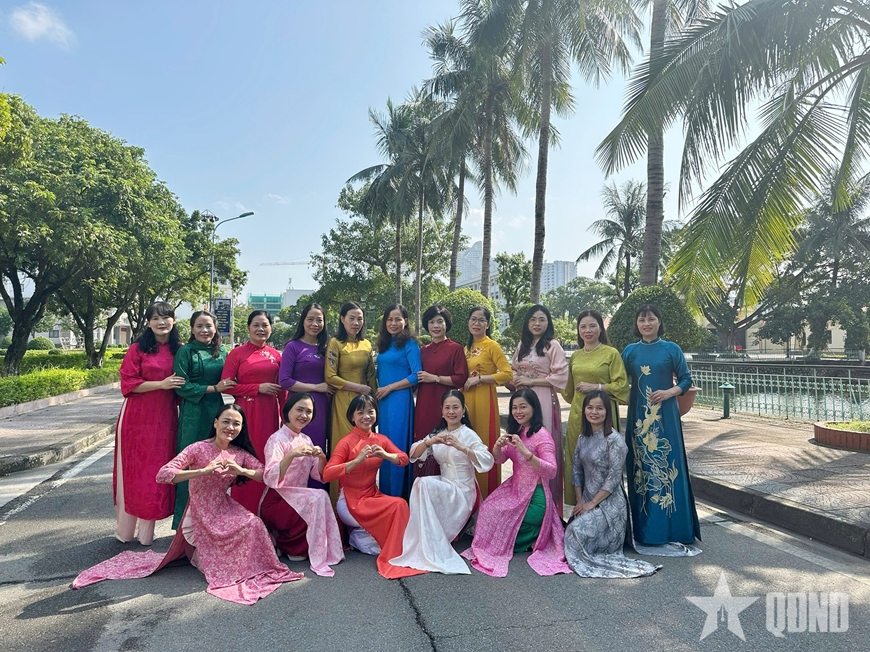 Cán bộ phụ nữ Khoa Nhà nước và Pháp luật (Học viện Chính trị) thi đua đổi mới sáng tạo, chuyển đổi số

