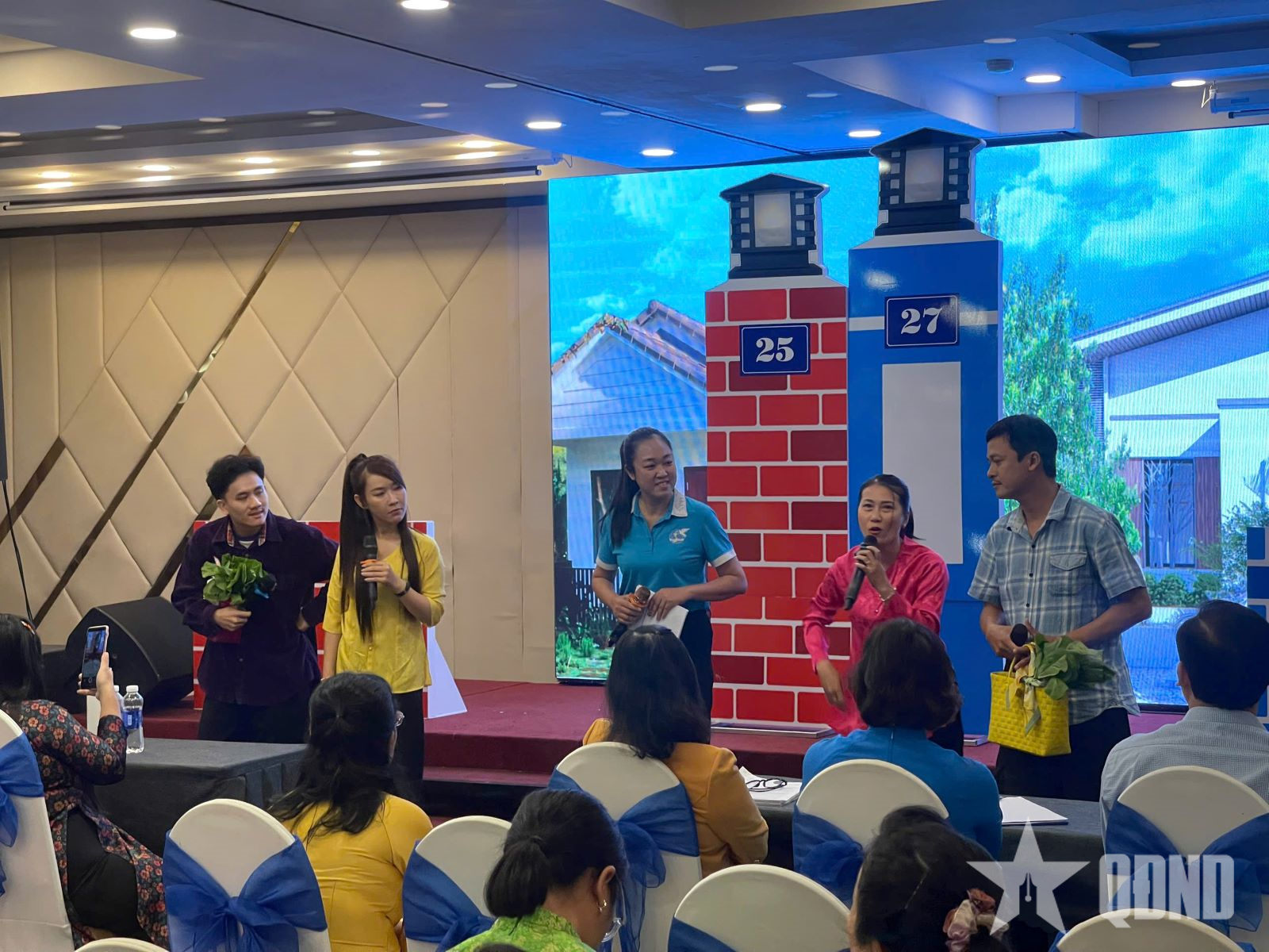 Chia sẻ sáng kiến xây dựng gia đình “5 không, 3 sạch”, 