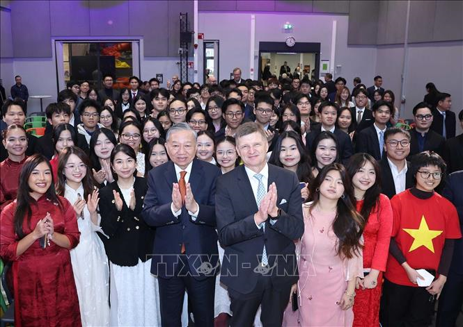 Tổng Bí thư Tô Lâm thăm Đại học Aalto và gặp gỡ sinh viên Việt Nam tại Phần Lan