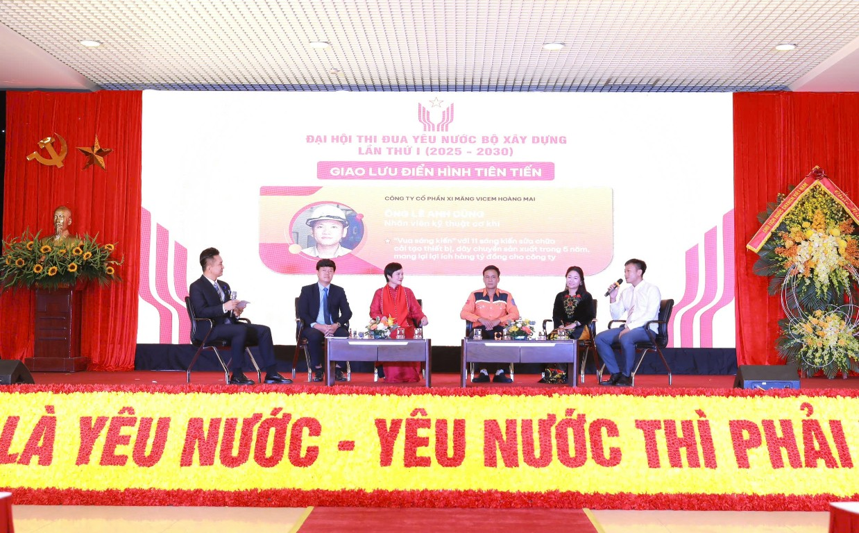  Bộ Xây dựng: Phong trào thi đua góp phần phát triển đột phá về hạ tầng giao thông