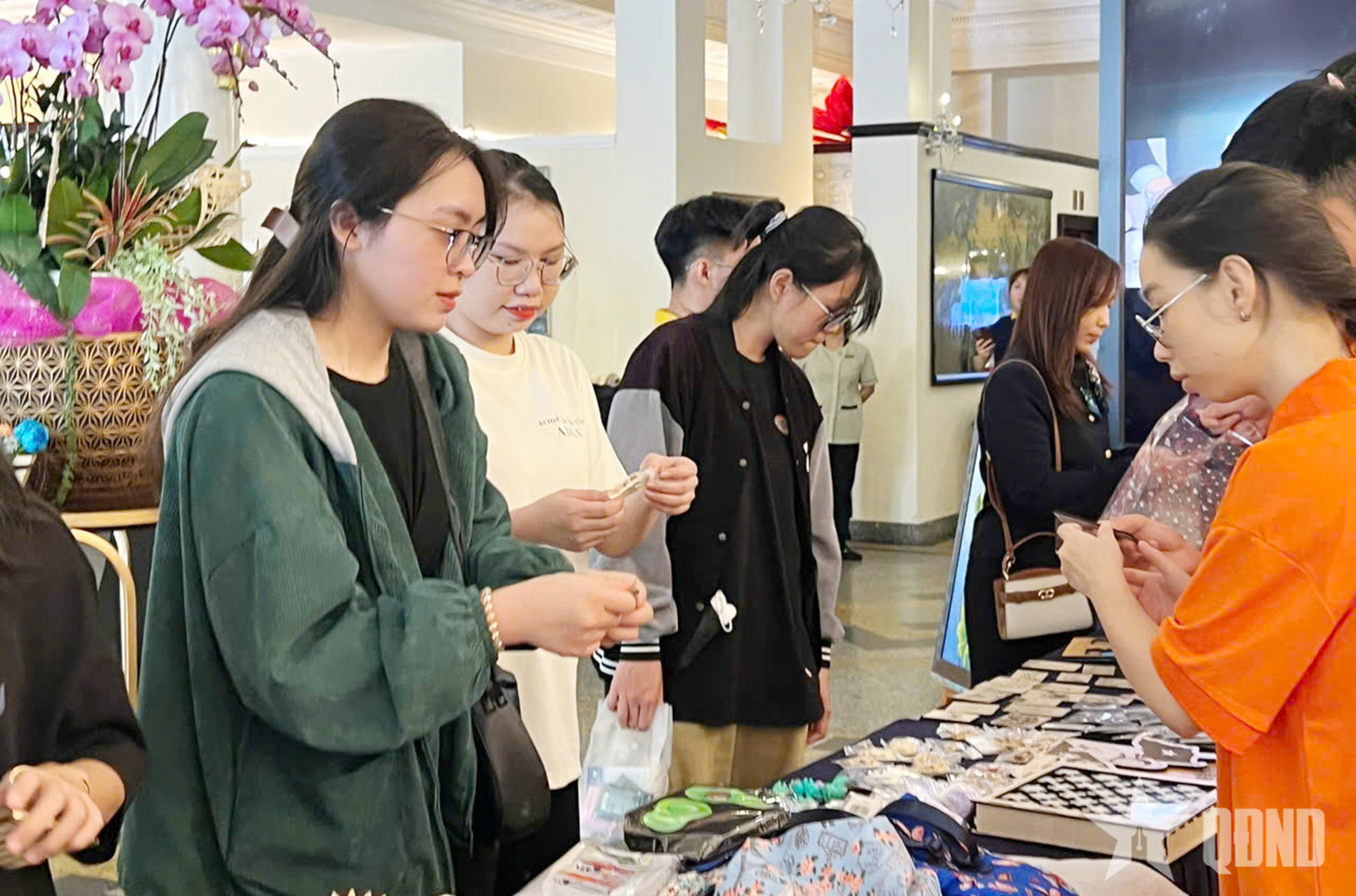 TP Hồ Chí Minh: Triển lãm từ thiện gây quỹ hỗ trợ học viên khuyết tật