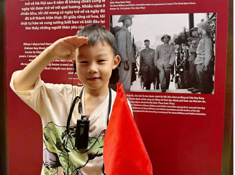 Vang khúc khải hoàn Thủ đô