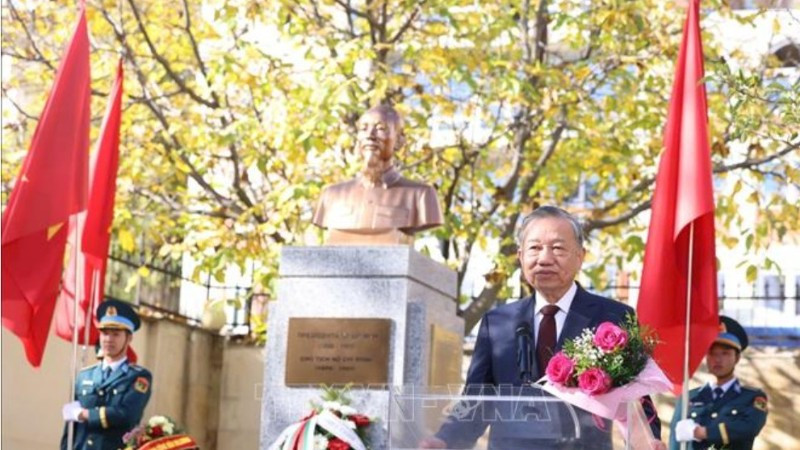 Tổng Bí thư Tô Lâm dự khánh thành tượng Chủ tịch Hồ Chí Minh tại Bulgaria