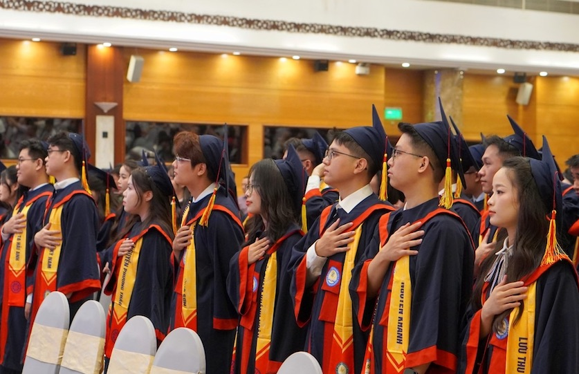 Đoàn kết để cùng lớn mạnh