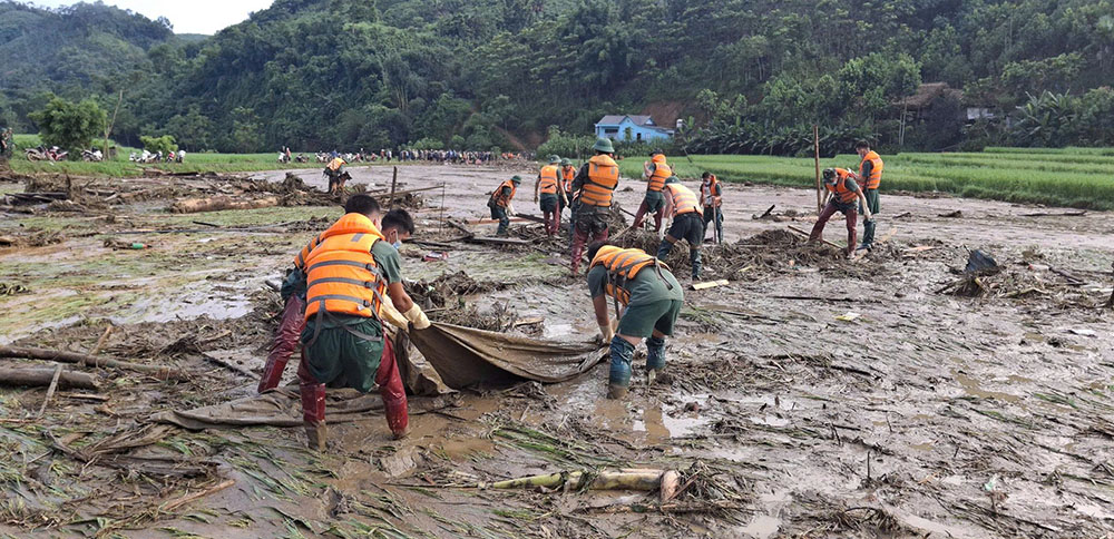 Giữ vững trận địa tư tưởng, tô thắm phẩm chất Bộ đội Cụ Hồ