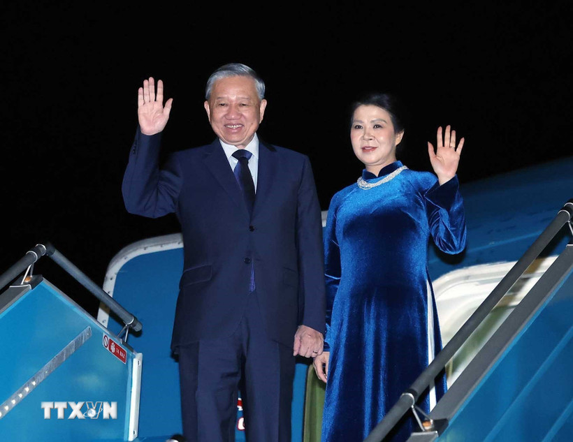 Tổng Bí thư Tô Lâm và phu nhân lên đường thăm chính thức Anh