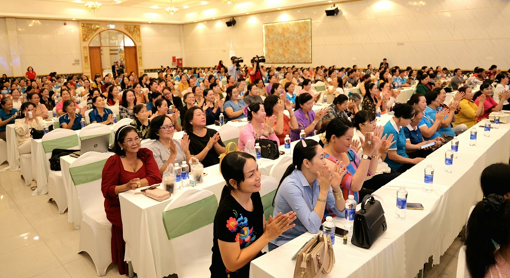 Nâng cao kiến thức chăm sóc sức khỏe chủ động cho phụ nữ