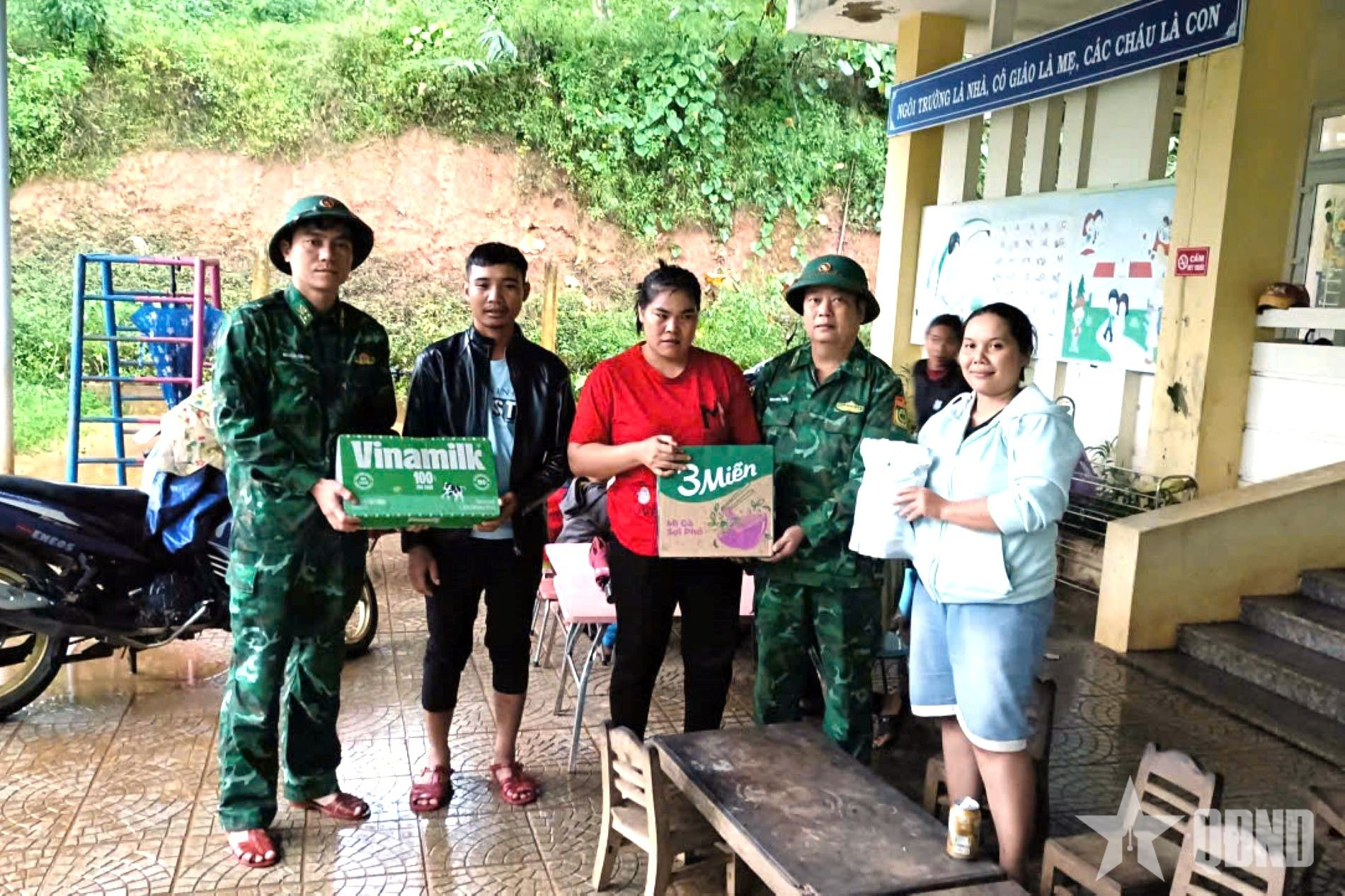 Thành phố Huế: Nhiều khu vực miền núi bị sạt lở, cô lập do mưa lũ