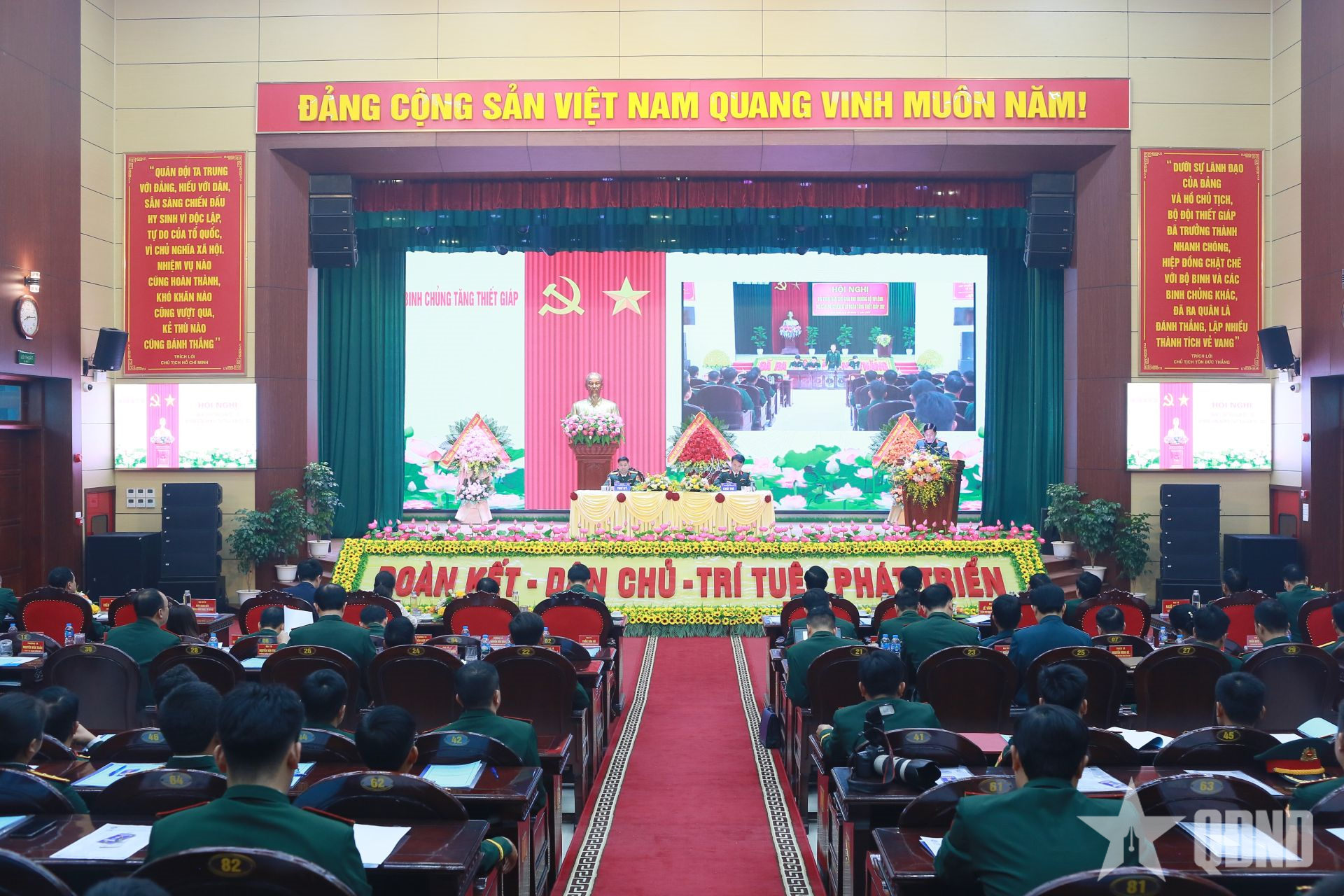 Tuổi trẻ Binh chủng Tăng thiết giáp xung kích trong công tác Đoàn và phong trào thanh niên