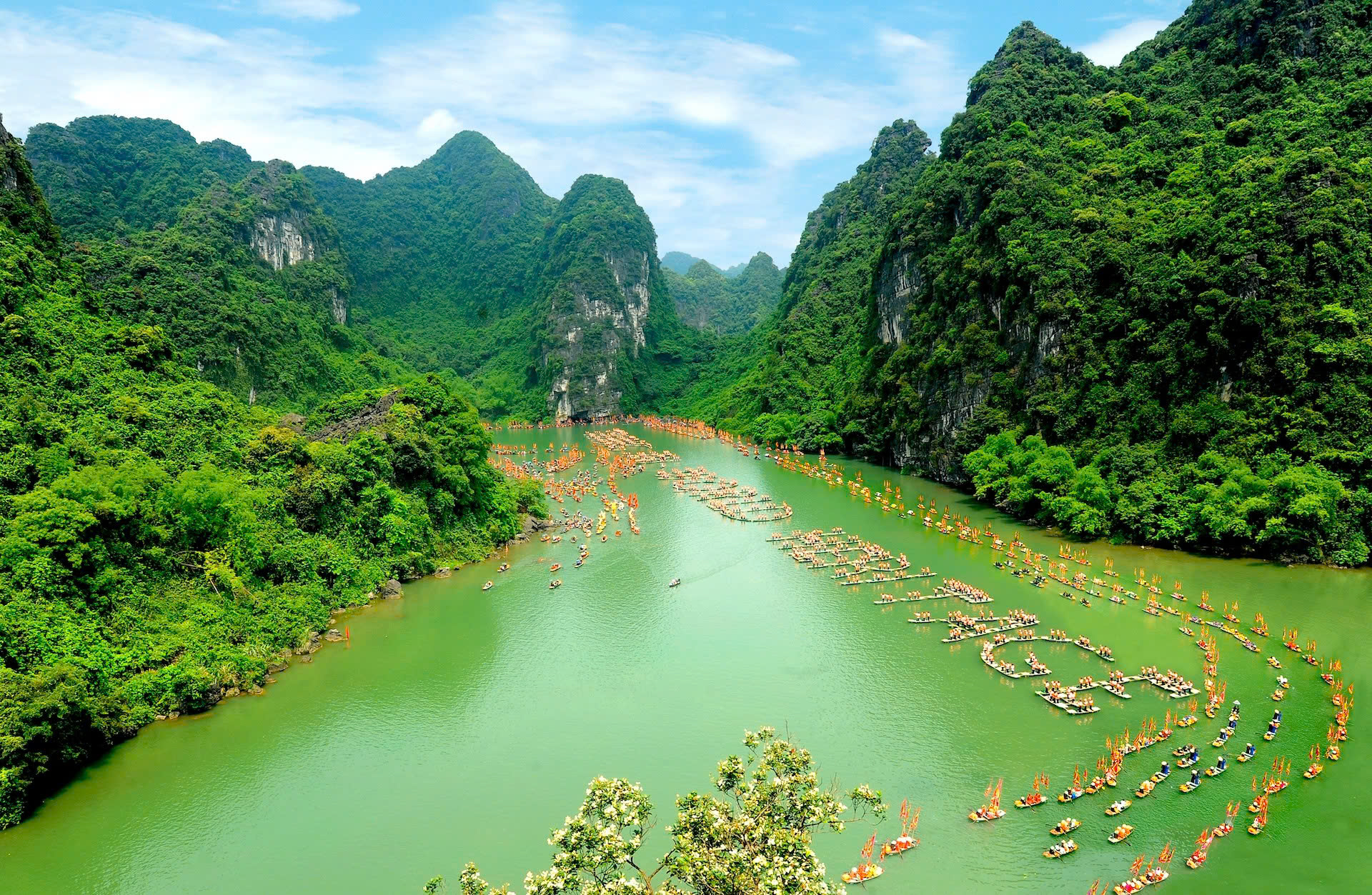 Du lịch Ninh Bình: Đón sóng công nghệ