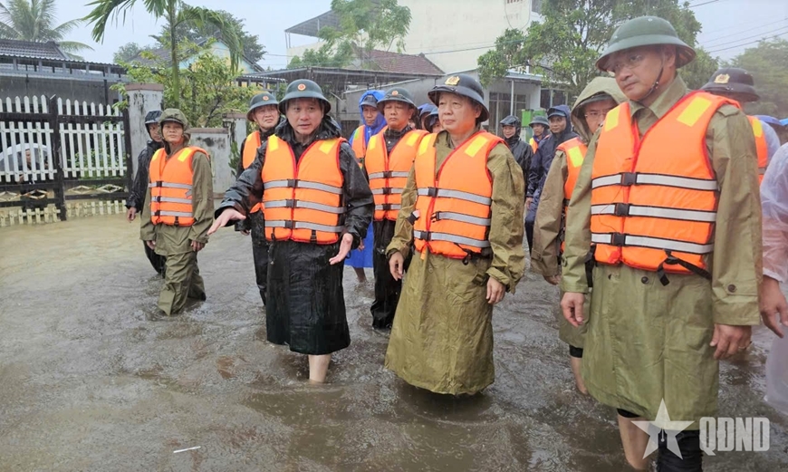 Phó thủ tướng Chính phủ Trần Hồng Hà: Ưu tiên đảm bảo an toàn tuyệt đối tính mạng người dân