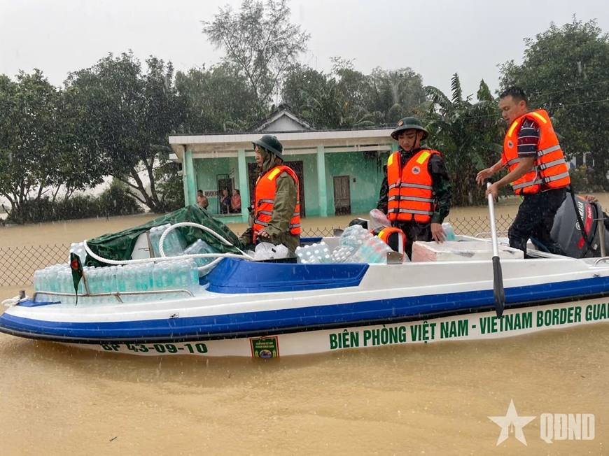 Phó thủ tướng Chính phủ Trần Hồng Hà: Ưu tiên đảm bảo an toàn tuyệt đối tính mạng người dân