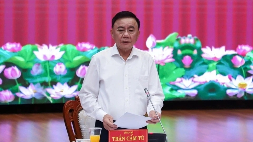 Kết luận của Bộ Chính trị, Ban Bí thư về công tác đại hội đảng bộ trực thuộc Trung ương và nhiệm vụ thời gian tới