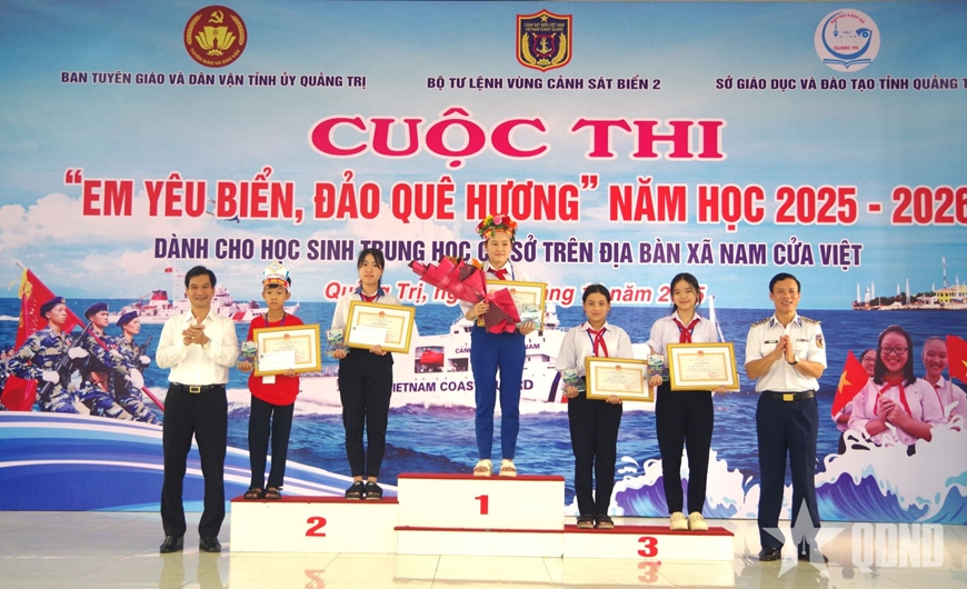 Vùng Cảnh sát biển 2: Sôi nổi cuộc thi “Em yêu biển, đảo quê hương” tại Quảng Trị