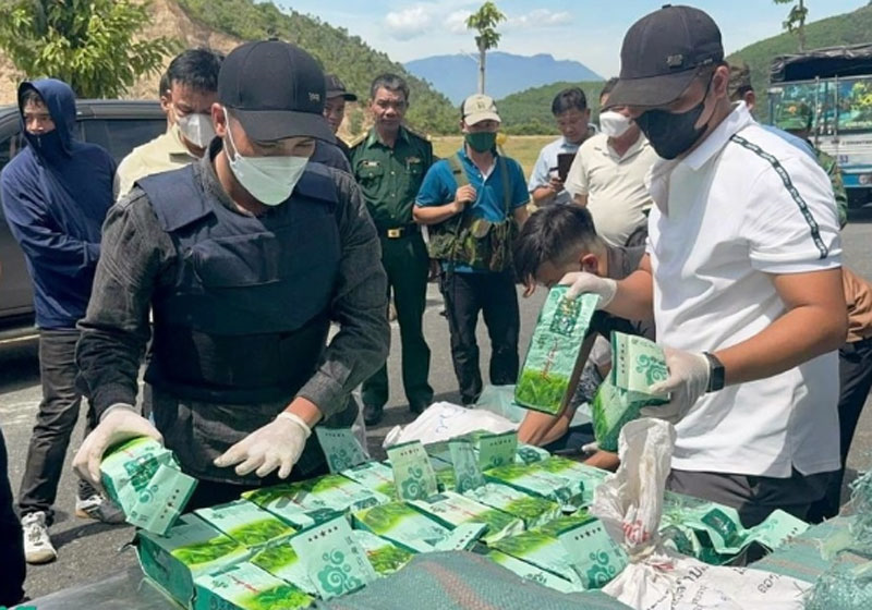 Phối hợp chặt chẽ, chủ động đấu tranh với tội phạm ma túy