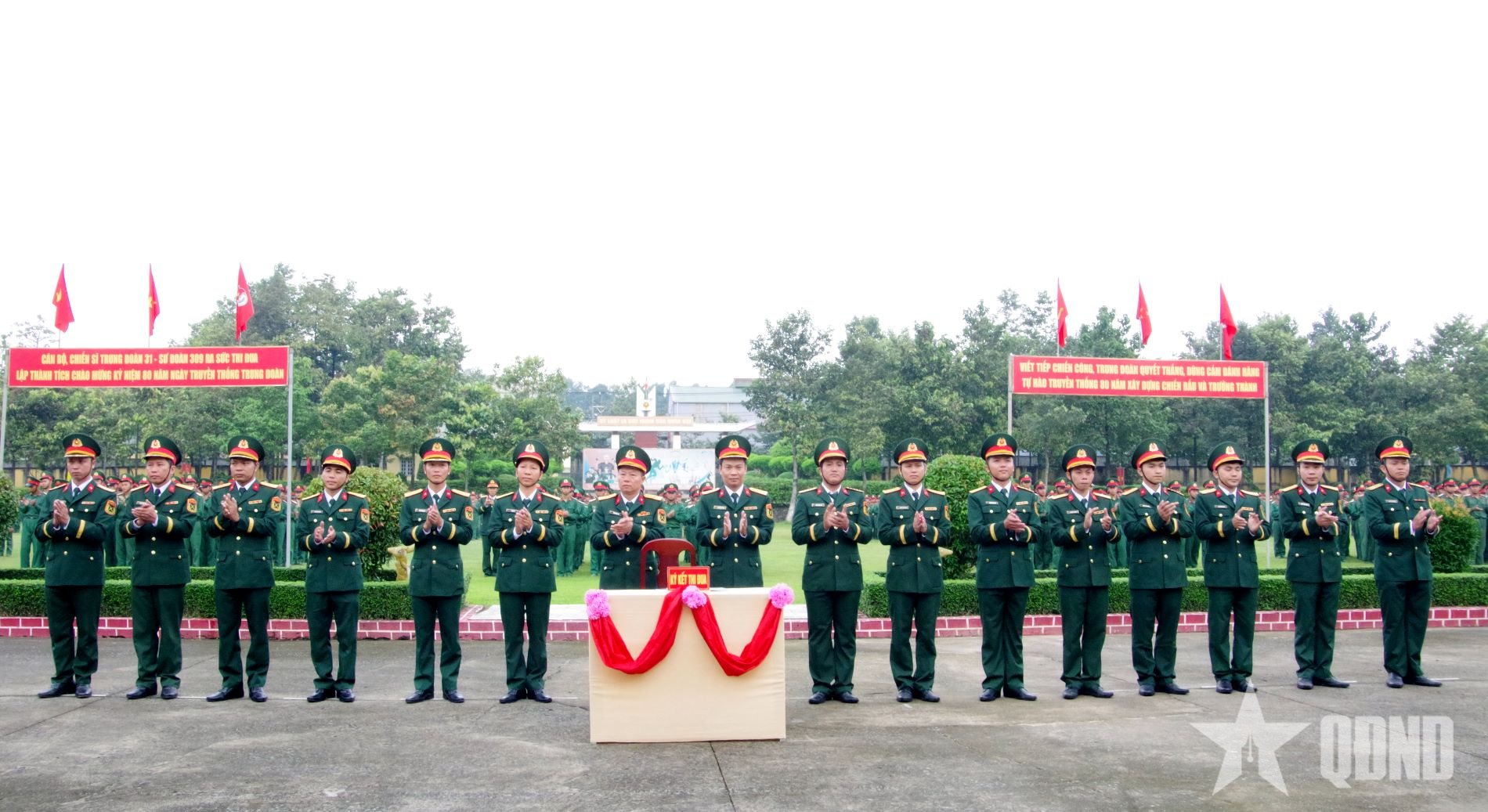 Thi đua đạt thành tích cao, khắc phục dứt điểm khâu yếu, mặt yếu 