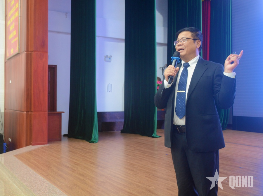 Ban Cơ yếu Chính phủ giáo dục pháp luật cho thanh niên