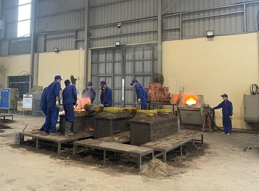 Nhà máy Z117 ra quân bàn giao tượng chân dung Chủ tịch Hồ Chí Minh đến các đơn vị hành chính cấp xã