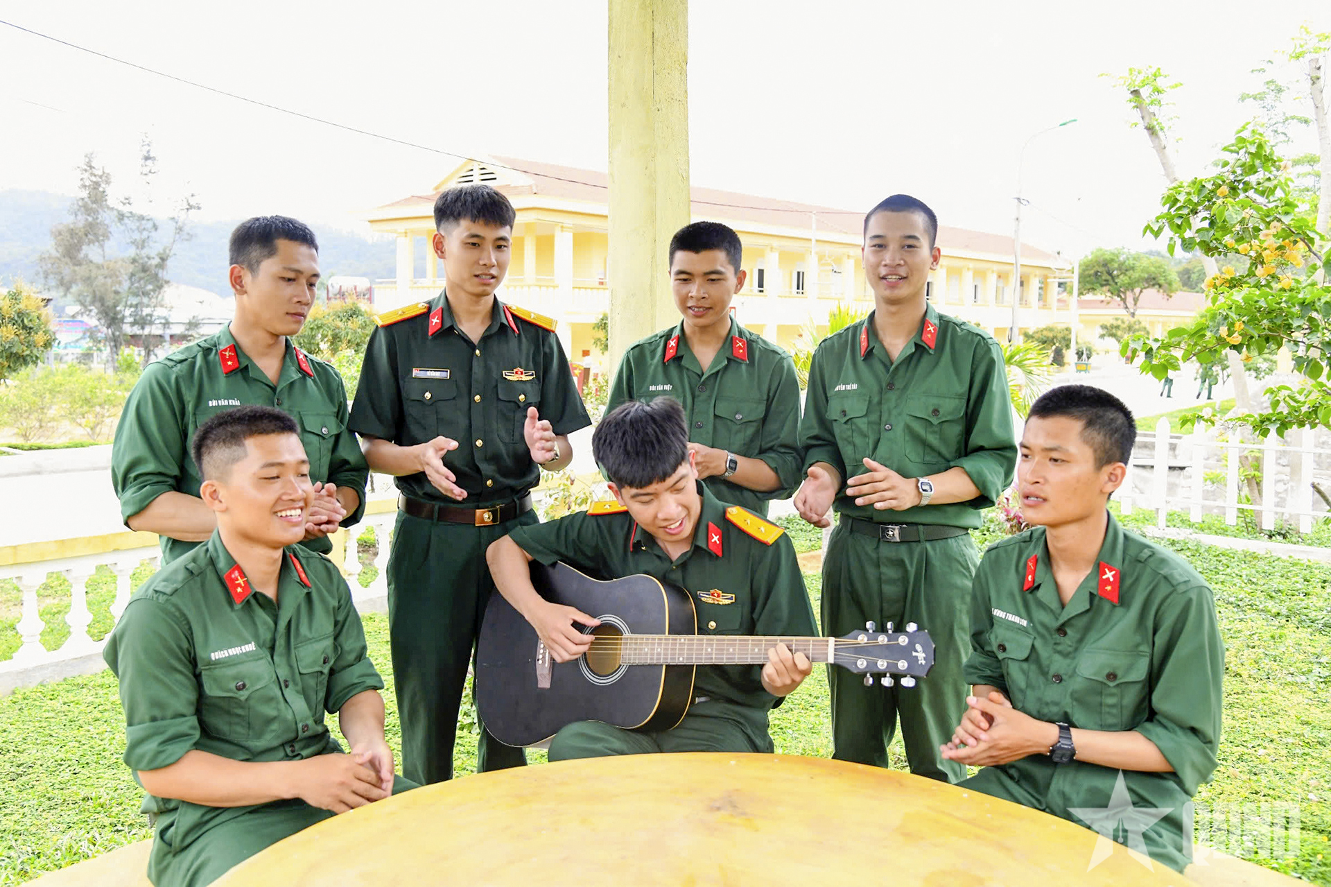 Quân đội tích cực hưởng ứng Tháng hành động quốc gia phòng, chống HIV/AIDS năm 2025