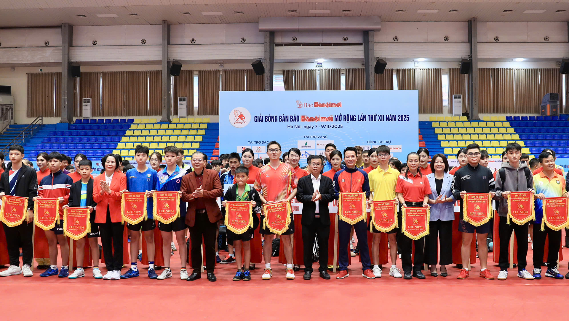 Khởi tranh Giải bóng bàn Báo Hànộimới mở rộng 2025
