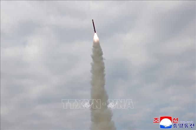 Hàn Quốc họp khẩn sau vụ phóng tên lửa của Triều Tiên