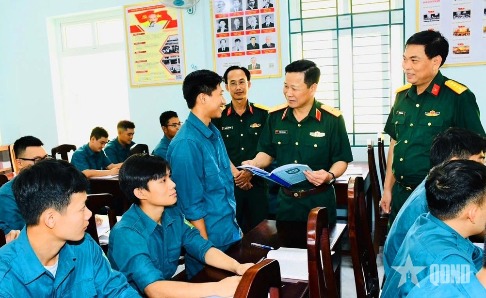 Công tác giáo dục khoa học xã hội và nhân văn trong nhà trường Quân đội: Bước chuyển biến tích cực nâng cao chất lượng giáo dục - đào tạo