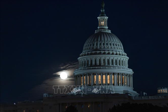 Thượng viện Mỹ thông qua dự luật giúp mở cửa chính phủ