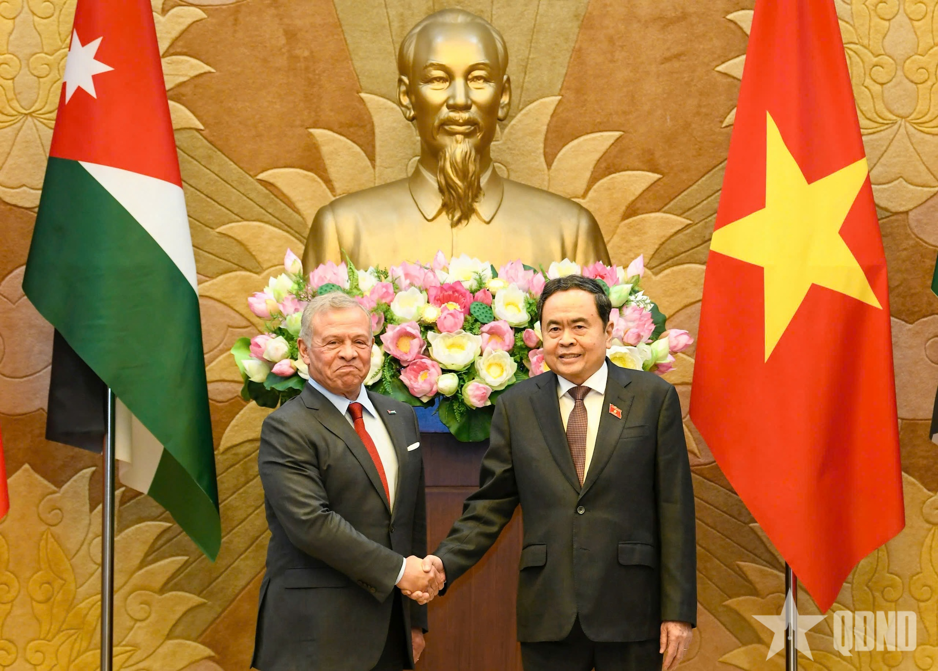 Chủ tịch Quốc hội Trần Thanh Mẫn hội kiến Quốc vương Jordan