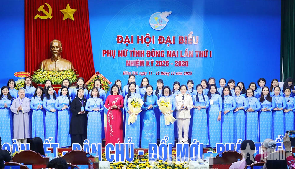 Phụ nữ Đồng Nai nỗ lực vươn lên, chung tay xây dựng tỉnh văn minh, hiện đại