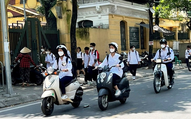 Ngăn chặn tình trạng học sinh vi phạm luật giao thông