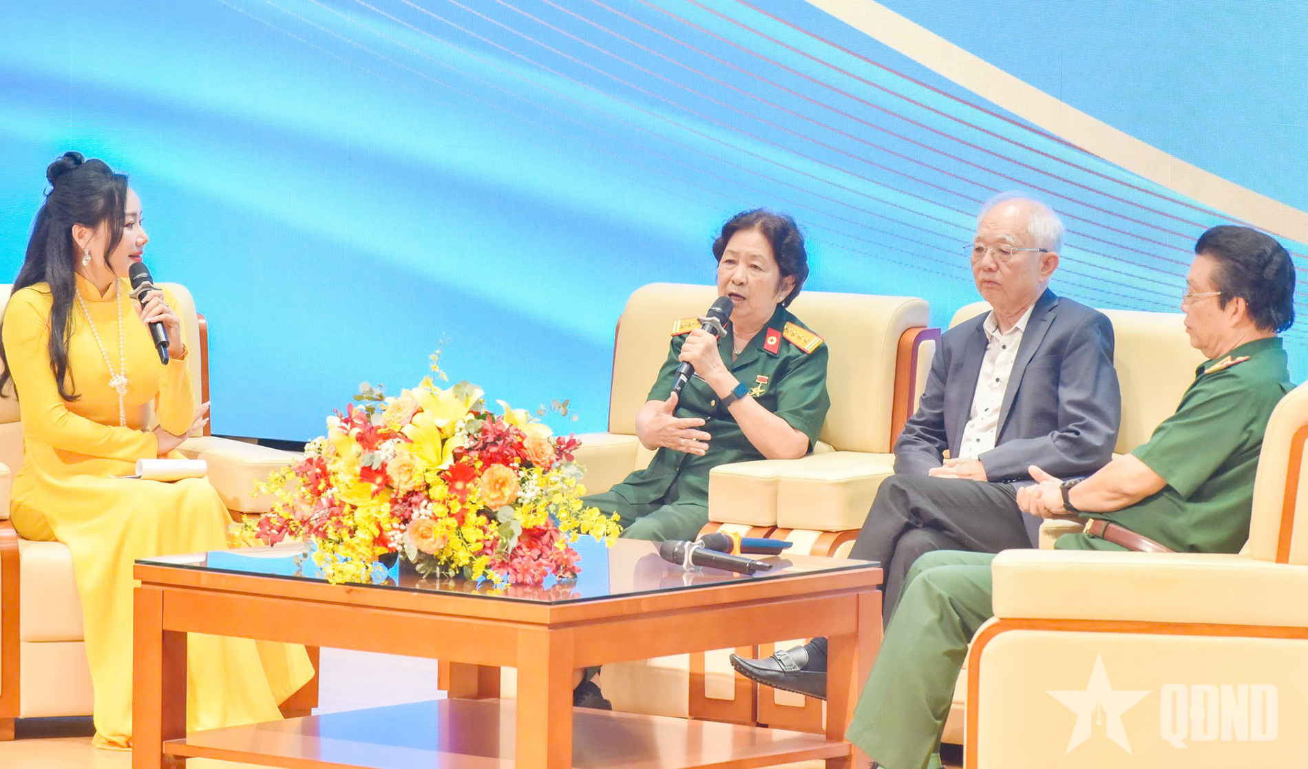 Tọa đàm tôn vinh những cống hiến nhà giáo trong nghề y