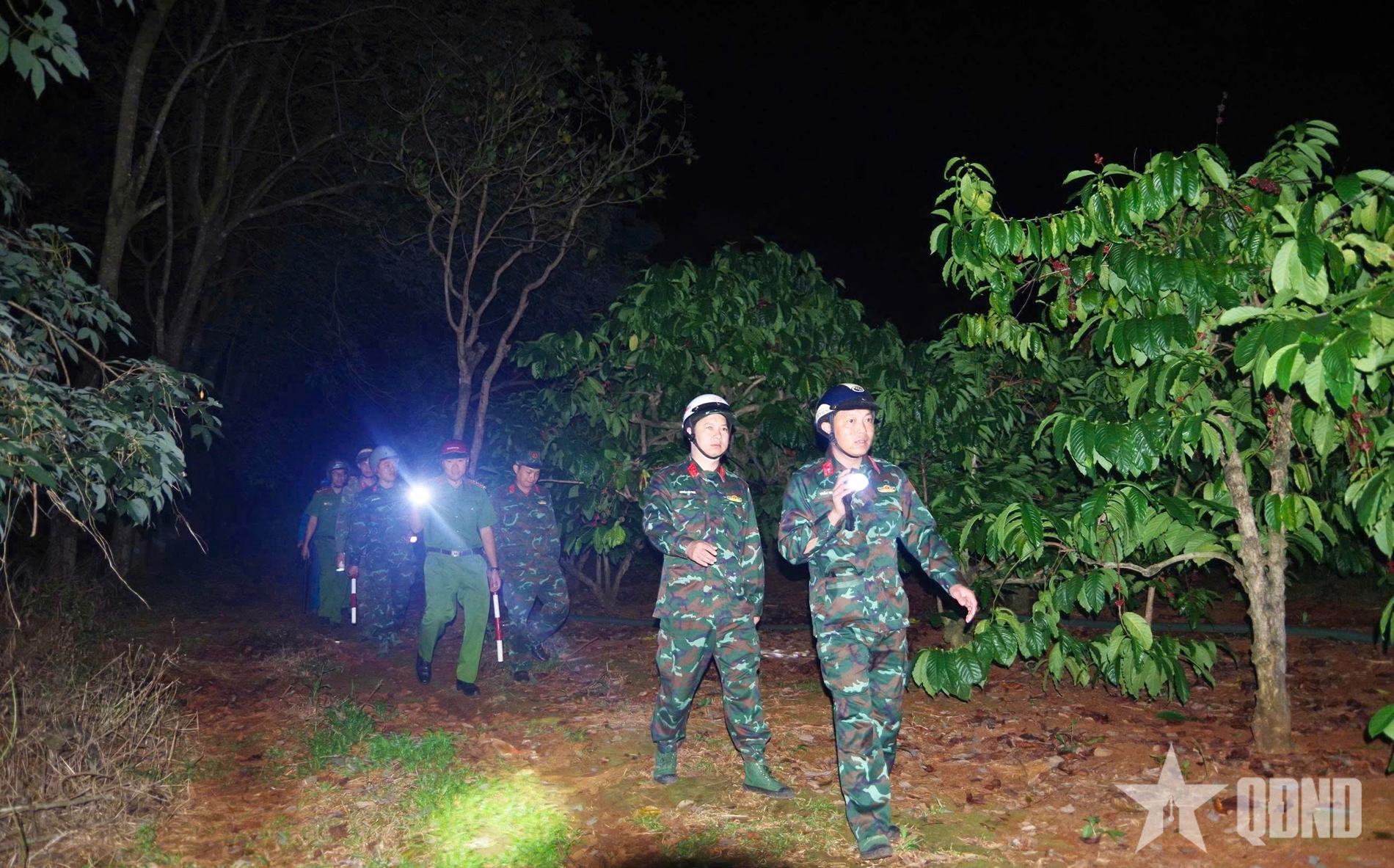 Trung đoàn 719 phối hợp tuần tra bảo đảm an ninh chính trị, trật tự an toàn xã hội trên địa bàn đóng quân