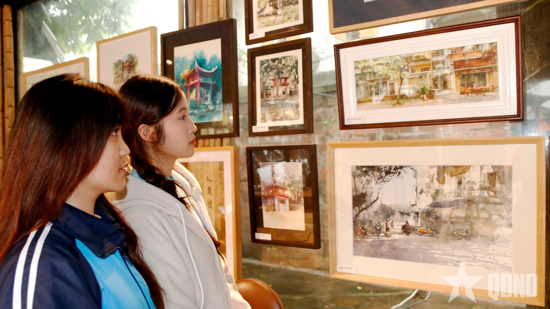 Rực rỡ sắc màu Hà Nội