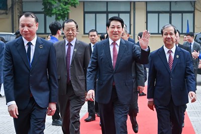 Gallery - 	Chủ tịch nước dự Lễ kỷ niệm Ngày Nhà giáo Việt Nam