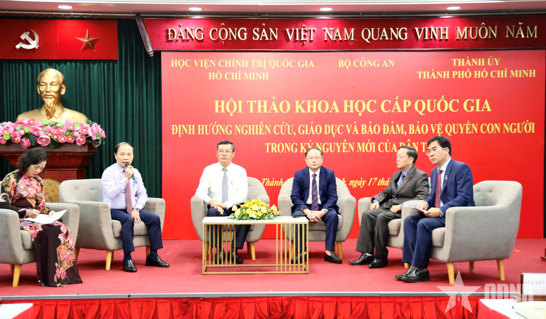 Định hướng nghiên cứu, giáo dục và bảo đảm, bảo vệ quyền con người trong kỷ nguyên mới của dân tộc