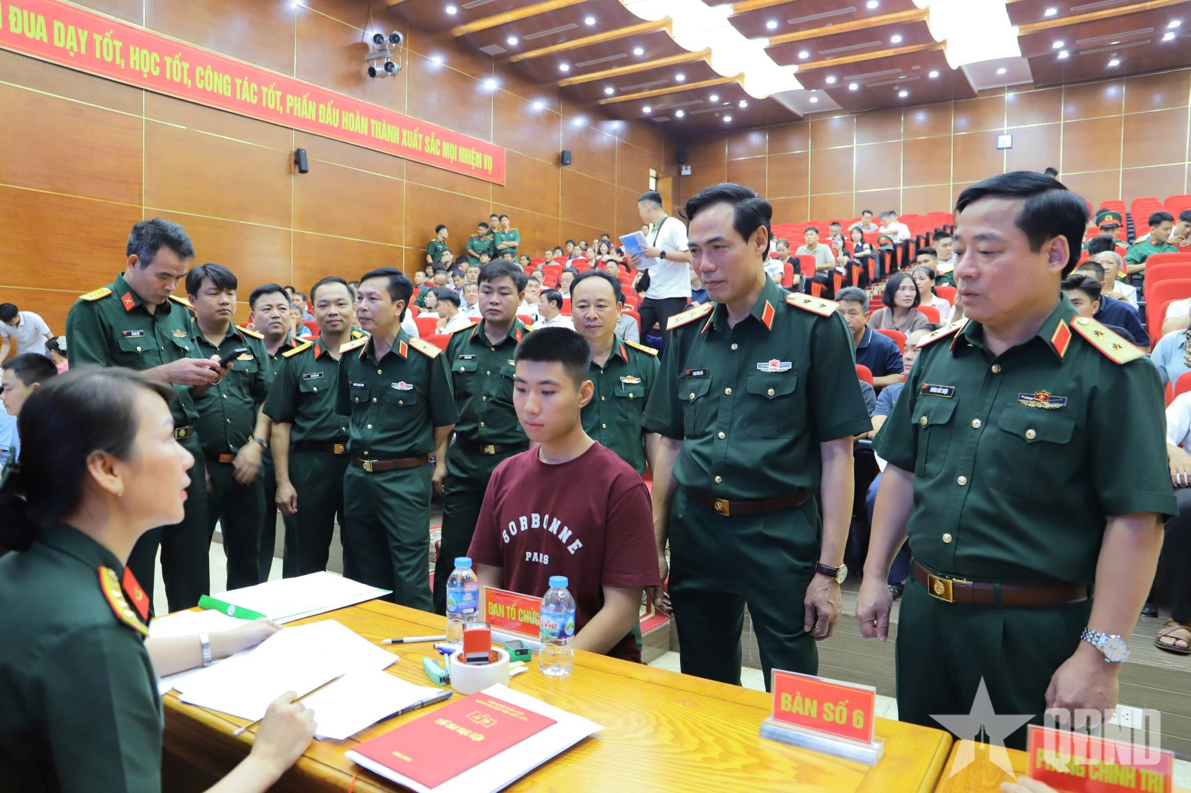 Người “truyền lửa” đổi mới đào tạo cán bộ hậu cần - kỹ thuật Quân đội