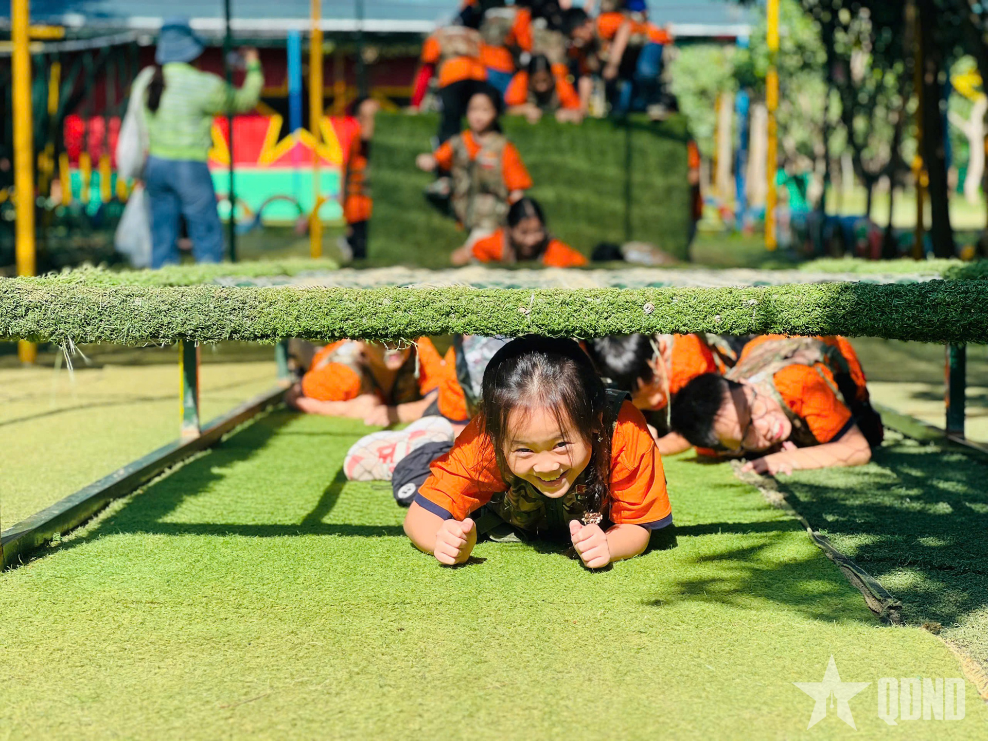 Trải nghiệm làm “chiến sĩ nhí” để hun đúc lòng yêu nước