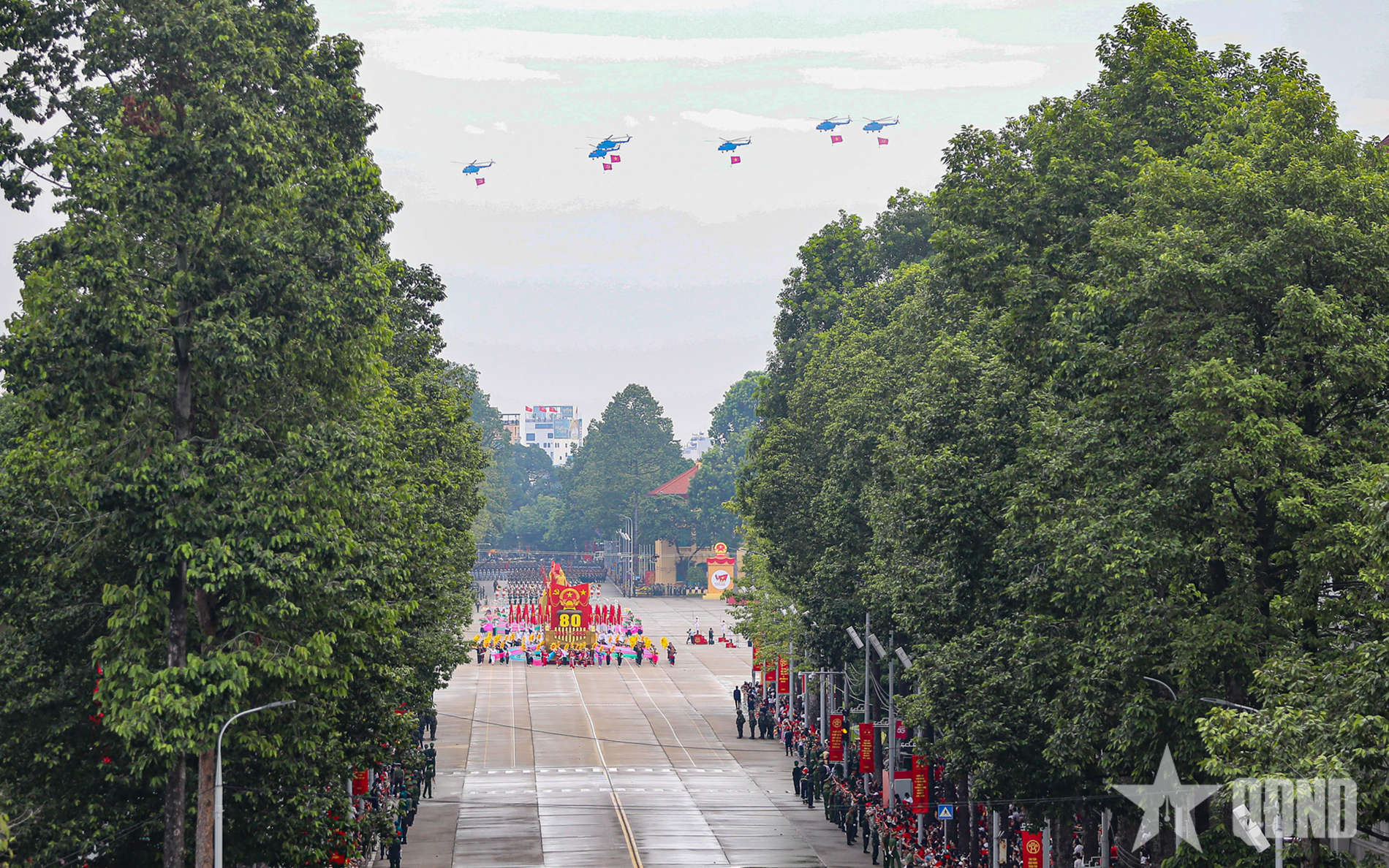 Sắc cờ tung bay, Tổ quốc vững trong tim
