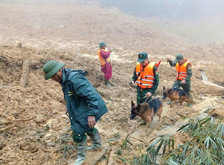 Nghĩa tình trong hoạn nạn