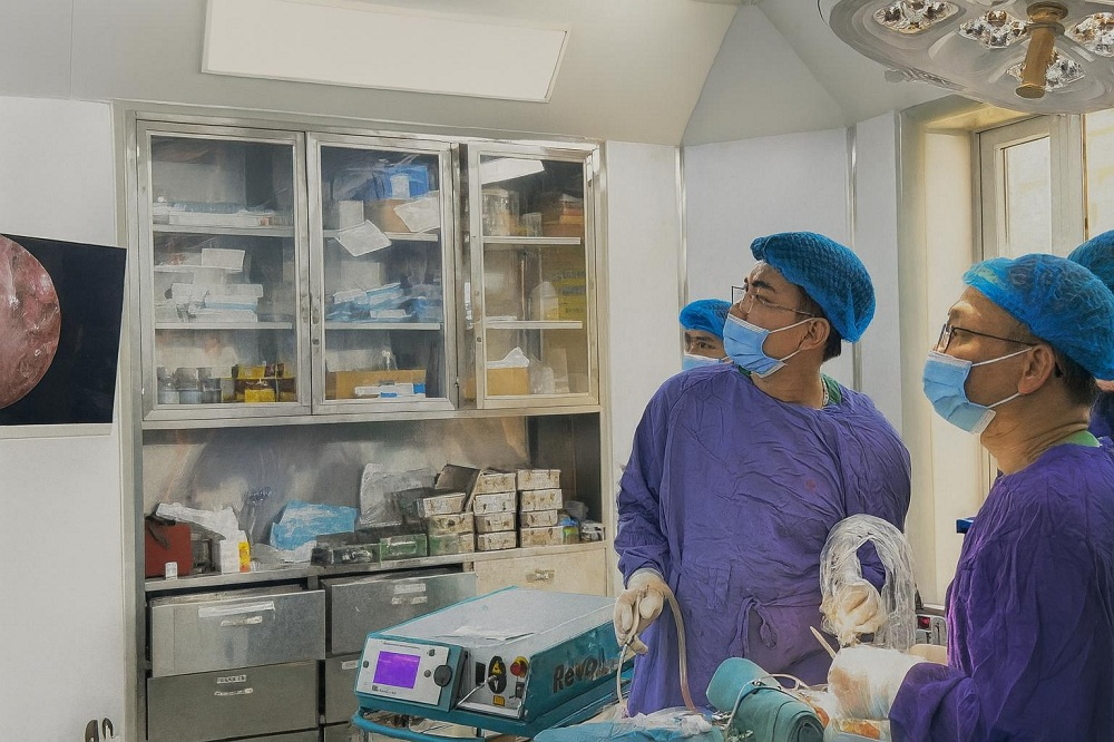 Bệnh viện Ung Bướu Hà Nội: Lần đầu tiên ứng dụng kỹ thuật mới trong điều trị u vùng đầu cổ