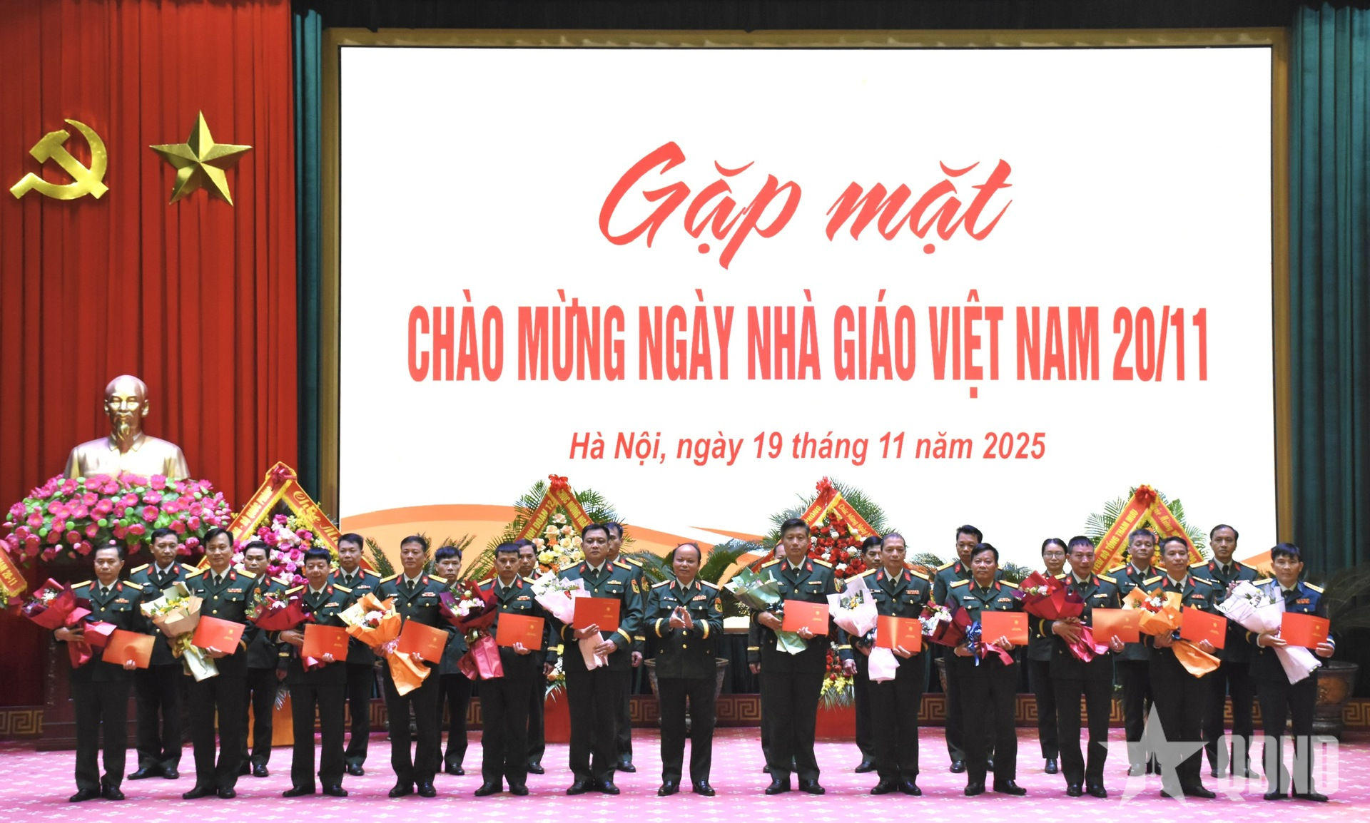 Học viện Quốc phòng kỷ niệm Ngày Nhà giáo Việt Nam