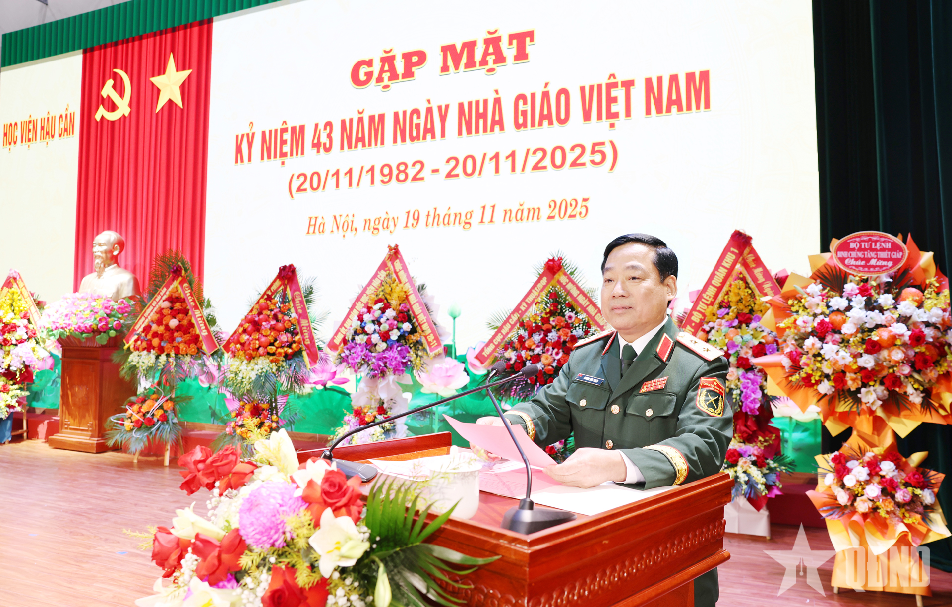Học viện Hậu cần gặp mặt kỷ niệm Ngày Nhà giáo Việt Nam