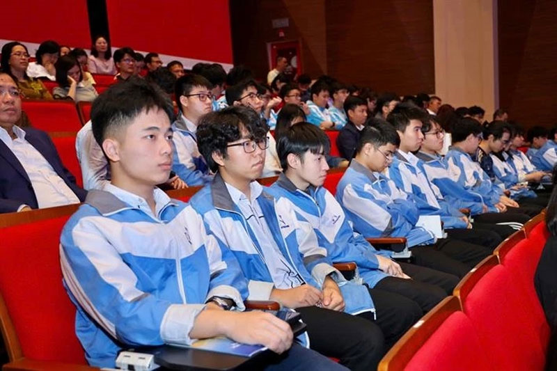 Đừng thêm lỗi hẹn với nhân tài