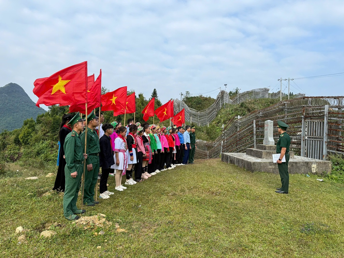 Đưa Luật Biên phòng Việt Nam đến từng người dân địa đầu Tổ quốc