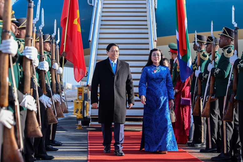 Thủ tướng Phạm Minh Chính tới Nam Phi tham dự Hội nghị thượng đỉnh G20

